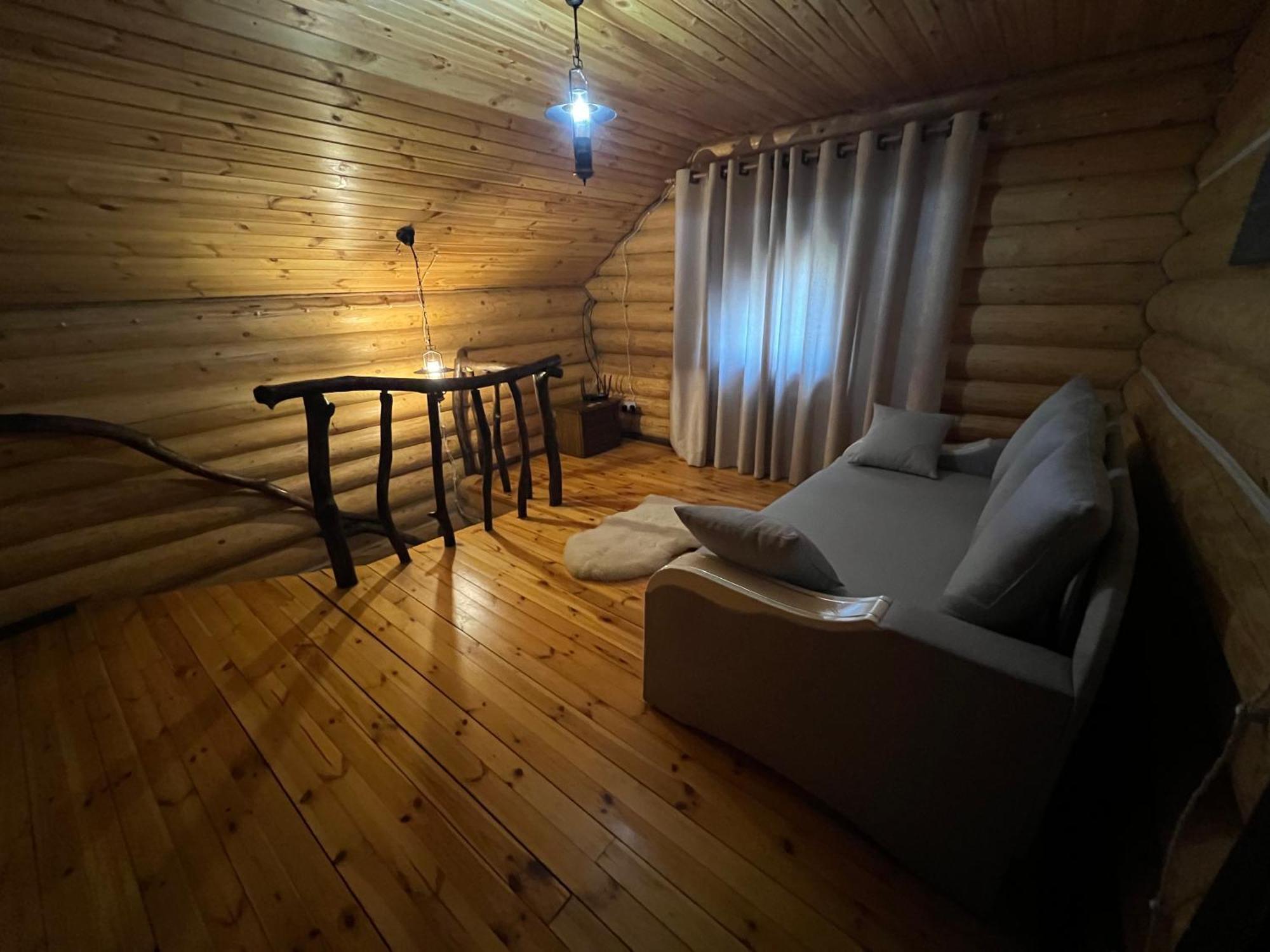Gostynna Kit Bayun Teterivka